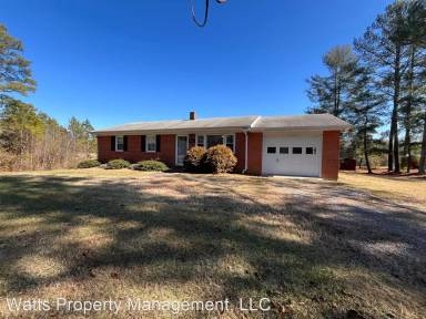 Main picture of 1006 Mollies Creek Rd