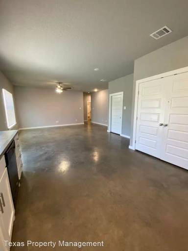 Main picture of 1903 Nolan Ridge Dr