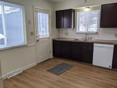 Main picture of 305 Kenridge Rd