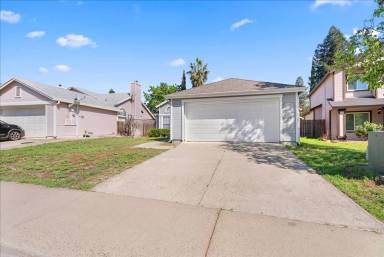 Main picture of 4541 Country Run Way