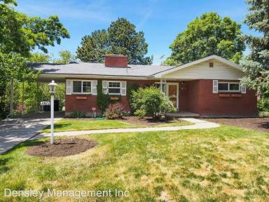 Main picture of 3822 S Sunnydale Dr