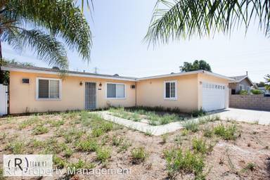 Main picture of 16375 Garo St