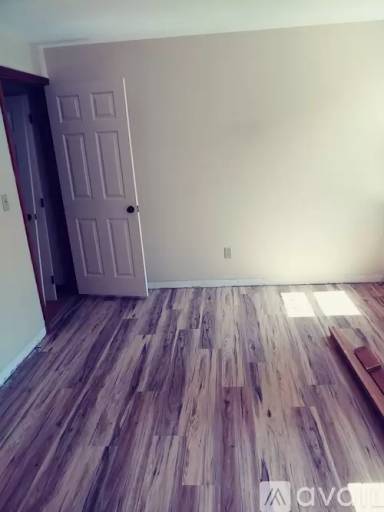 Main picture of 44 Seaview Dr