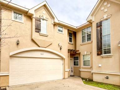 Main picture of 505 Kingscote Ct