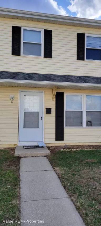 Main picture of 4 Lehigh Ct