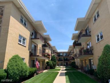 Main picture of 4831 N Central Ave