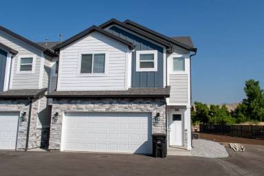 Main picture of 398 N 100 W