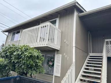 Main picture of 804 22nd St NE