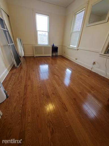 Main picture of 3171 45th St
