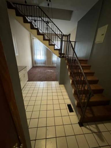 Main picture of 639 N 12th St