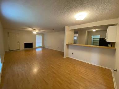 Main picture of 7837 Bles Ave
