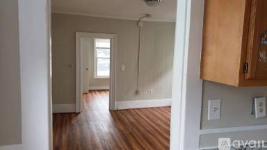Main picture of 37 Broad St