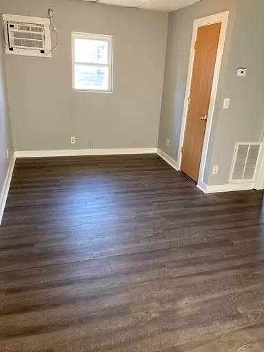 Main picture of 306 Indiana Avenue - 8