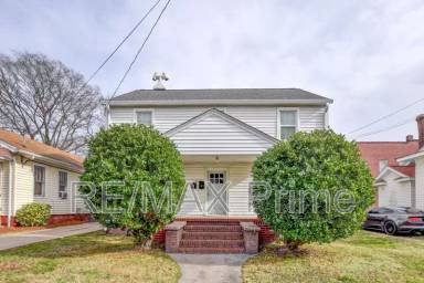 Main picture of 1129 Jackson Ave