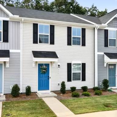 Main picture of 403 Hampton Townes Dr