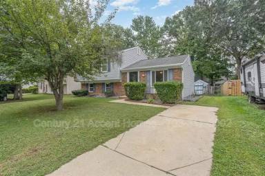 Main picture of 2107 Gibbons Ct