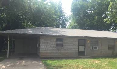 Main picture of 4611 N Wheeler Ave