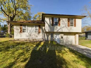Main picture of 8502 E 109th Ter