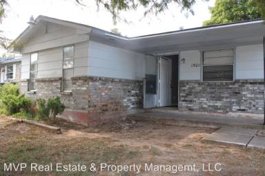 Main picture of 1501 N Christine Dr