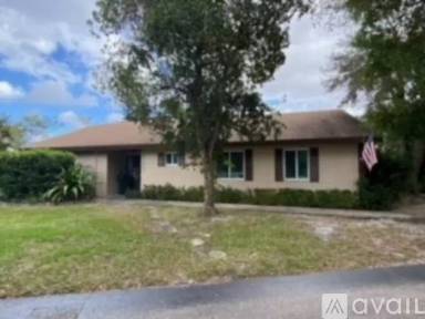 Main picture of 2805 Garden Dr