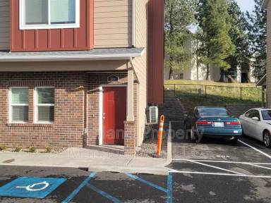 Main picture of 504 NE Stadium Way