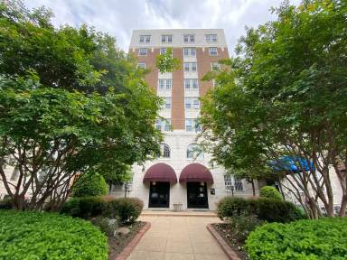 Main picture of 1925 16th St NW