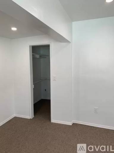 Main picture of 5335 Delong St