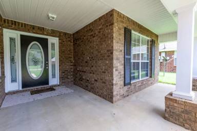 Main picture of 8067 Deerwood Dr S