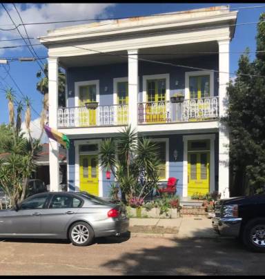 Main picture of 264 Vallette St