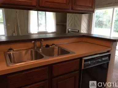Main picture of 9761 Johnnycake Ridge Rd