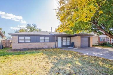 Main picture of 5211 39th St