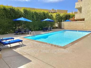 Main picture of 2420 Torrey Pines Rd