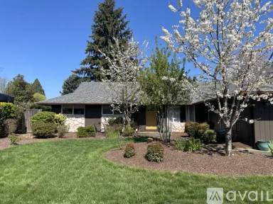 Main picture of 12620 SE McGillivray Blvd