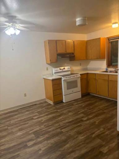 Main picture of 425 Pacific St