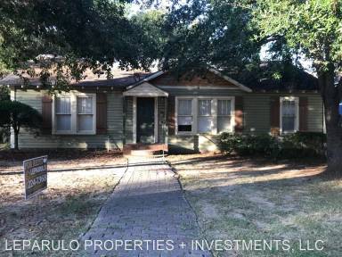 Main picture of Stadium Walk at Rivoli Townhomes