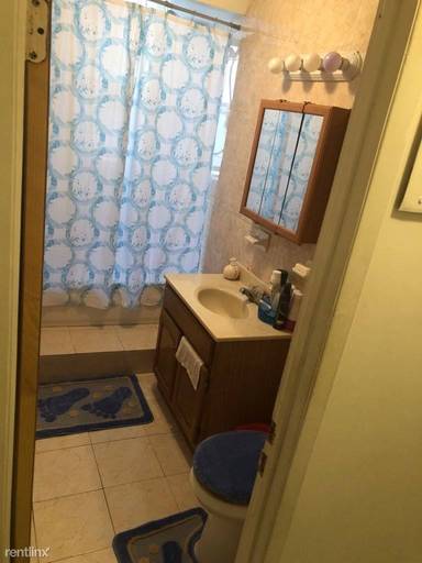 Main picture of 5816 21st Ave