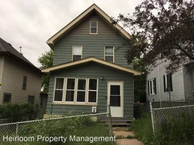 Main picture of 423 N 13th Ave E