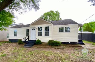 Main picture of 306 W Wilburn Ave