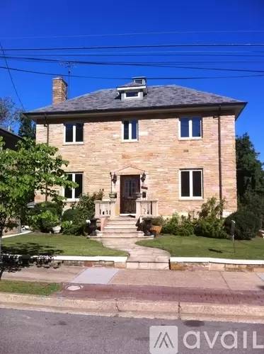 Main picture of 3007 Oliver St NW