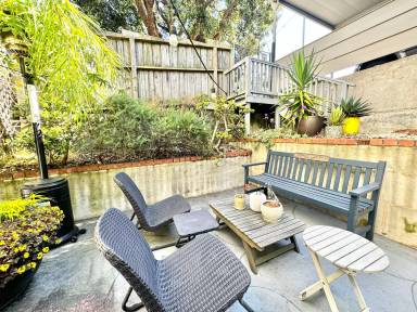 Main picture of 202 Ortega St