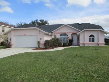 Main picture of 202 Mocoro St