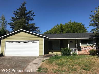 Main picture of 3819 SE Stott Ave