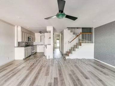 Main picture of 3007 W Wilshire Blvd