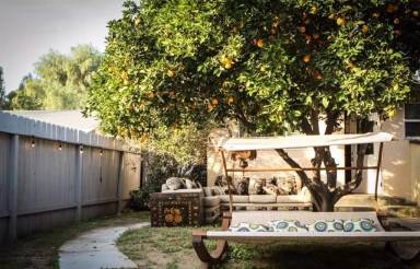 Main picture of 18300 Hatteras St