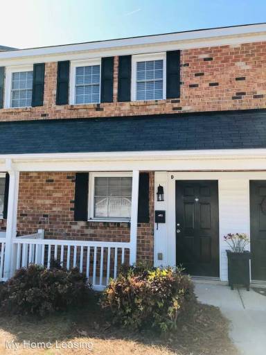 Main picture of 1348 Green Oaks Ln