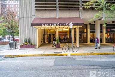 Main picture of Center City One