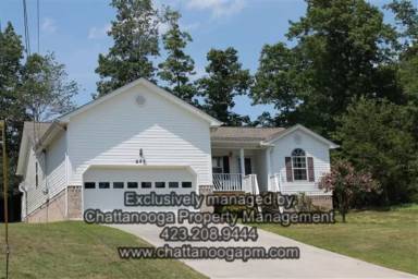 Main picture of 271 Lee Dr