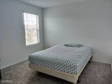 Main picture of 1017 Bluewood Bnd