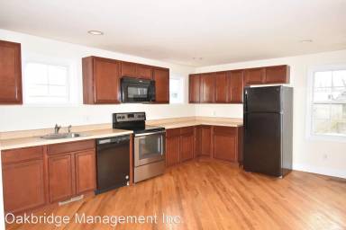 Main picture of 140 North St