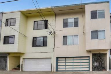 Main picture of 326 32nd Ave